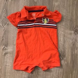 Carters one peice size 9 months
